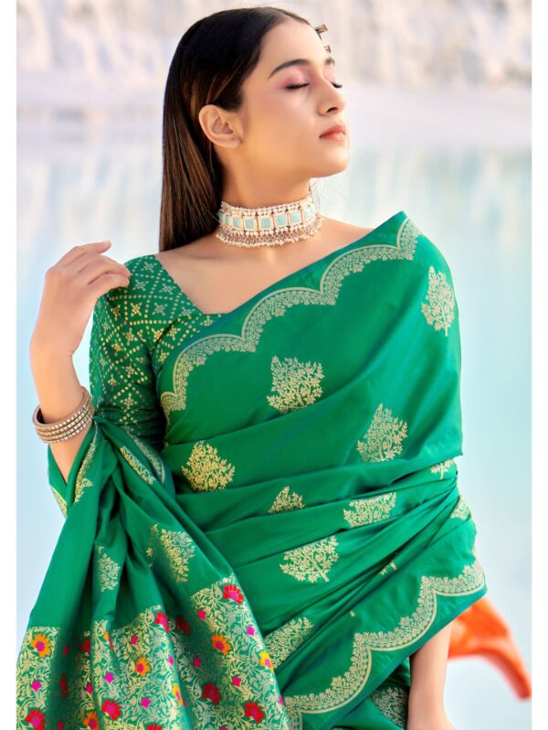Beautiful Sea Green Banarasi Silk Woven Design Saree With Blouse Piece - GG000153