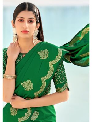 Beautiful Green Banarasi Silk Woven Design Saree With Blouse Piece - GG000157