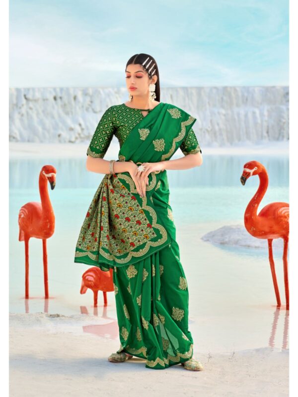 Beautiful Green Banarasi Silk Woven Design Saree With Blouse Piece - GG000157