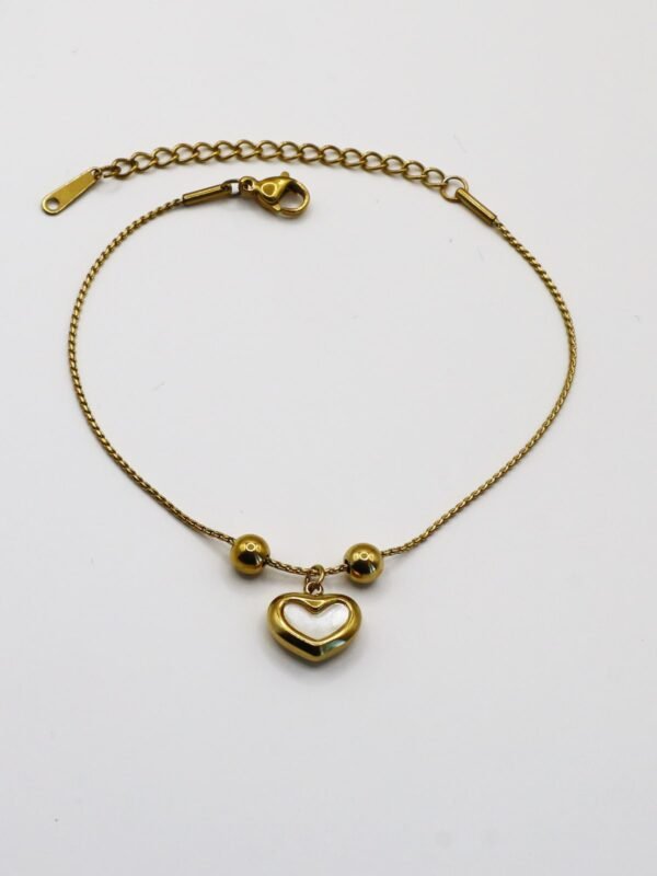 Love Link Mother-Of-Pearl Heart Pendant Stainless Steel Bracelet - gg000052